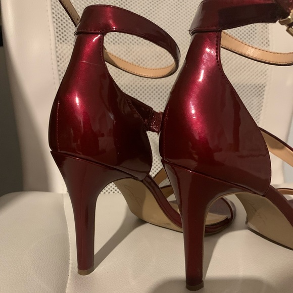 red heels - Picture 3 of 3